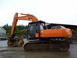   Hitachi () ZX370 Excavator