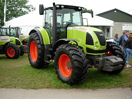   CLAAS Ares