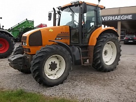   RENAULT TRACTOR Ares 620