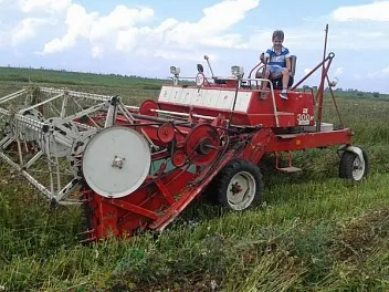 ремонт Генератора HESSTON () 300M