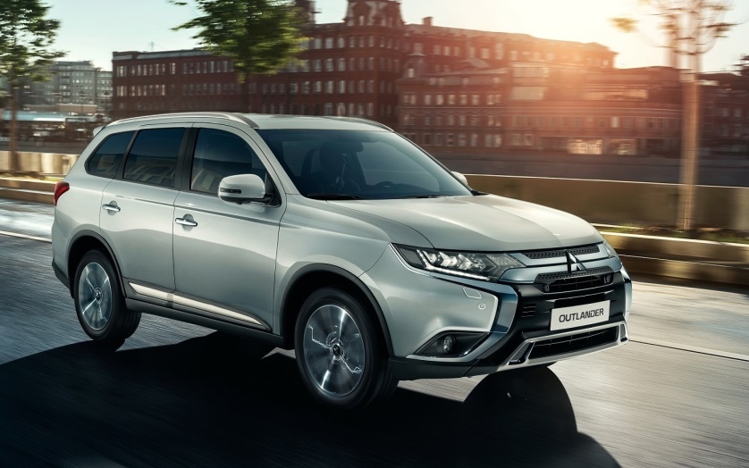 Каким будет Mitsubishi Outlander нового поколения Каким будет Mitsubishi Outlander нового поколения