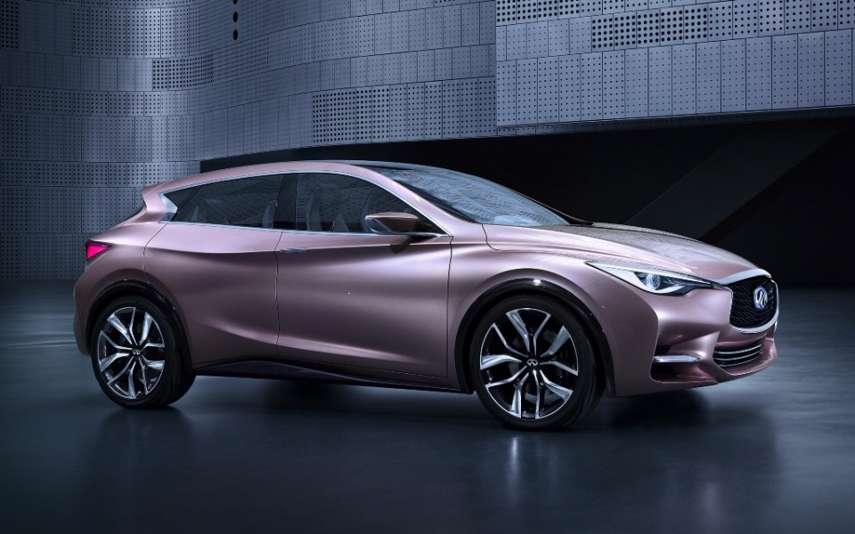Infiniti покажет прототип нового Q30 Infiniti покажет прототип нового Q30