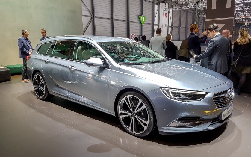 Opel Insignia показали в Женеве