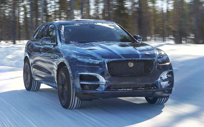 Jaguar F-Pace прошел испытания жарой и холодом Jaguar F-Pace прошел испытания жарой и холодом