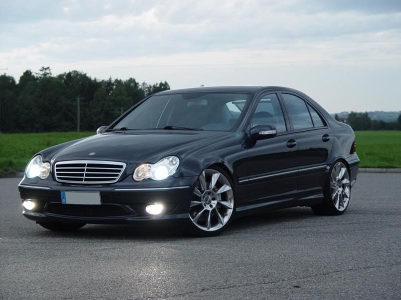 Mercedes Benz w203 зад