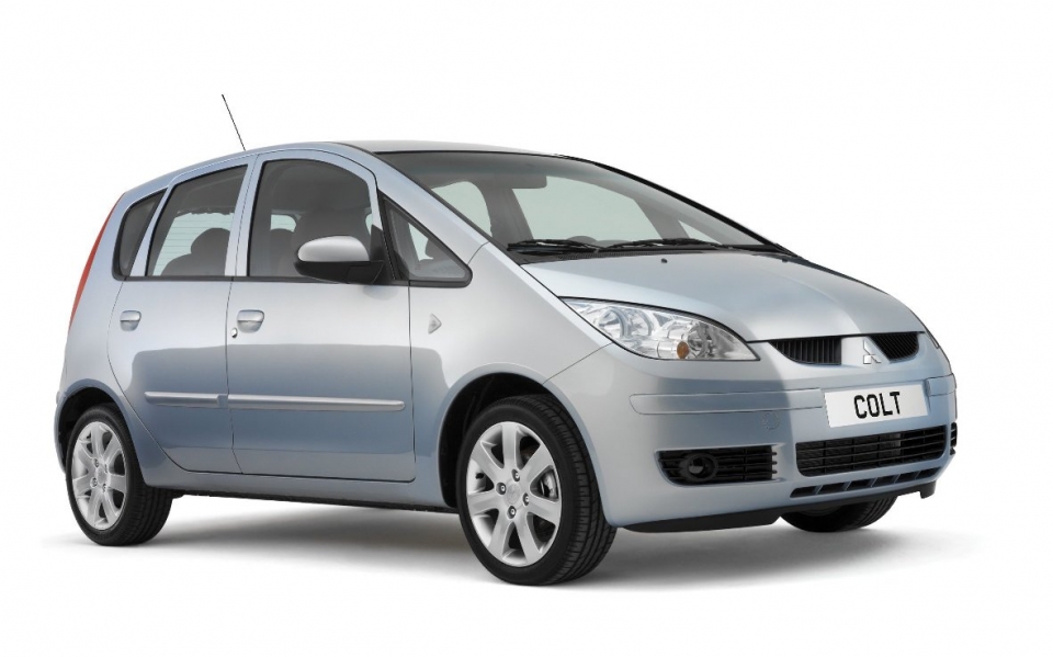 Дебют нового Mitsubishi Colt в Токио Дебют нового Mitsubishi Colt в Токио