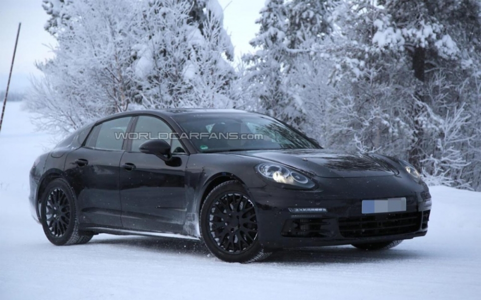 Новое поколение хэтчбека Porsche Panamera