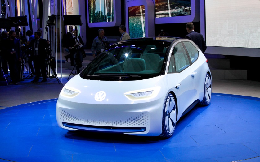 Volkswagen привезли в Париж концептуальный электромобиль