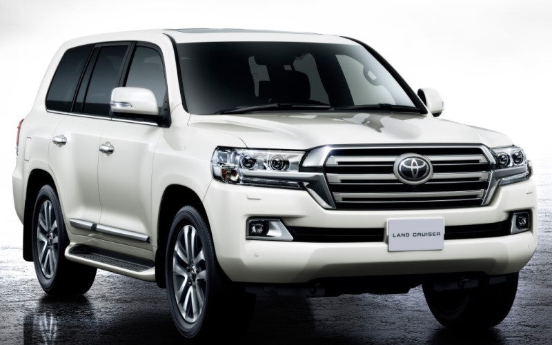   Toyota Land Cruiser 200