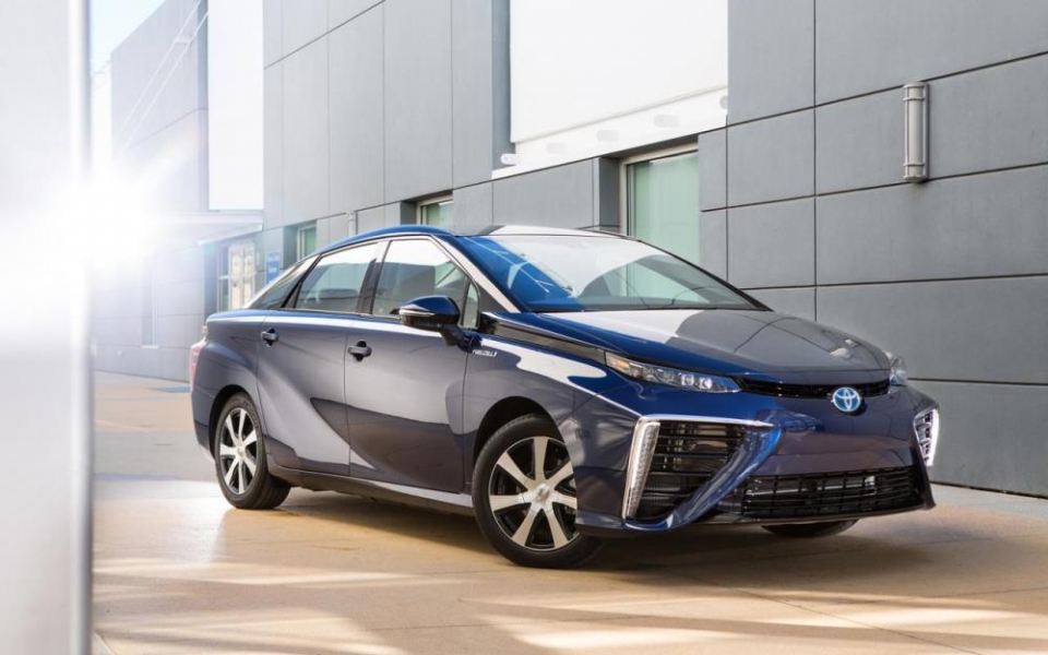 Toyota Mirai – серийное воплощение Toyota Mirai – серийное воплощение