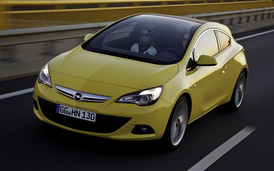 Opel Astra GTC расширяет обзор Opel Astra GTC расширяет обзор