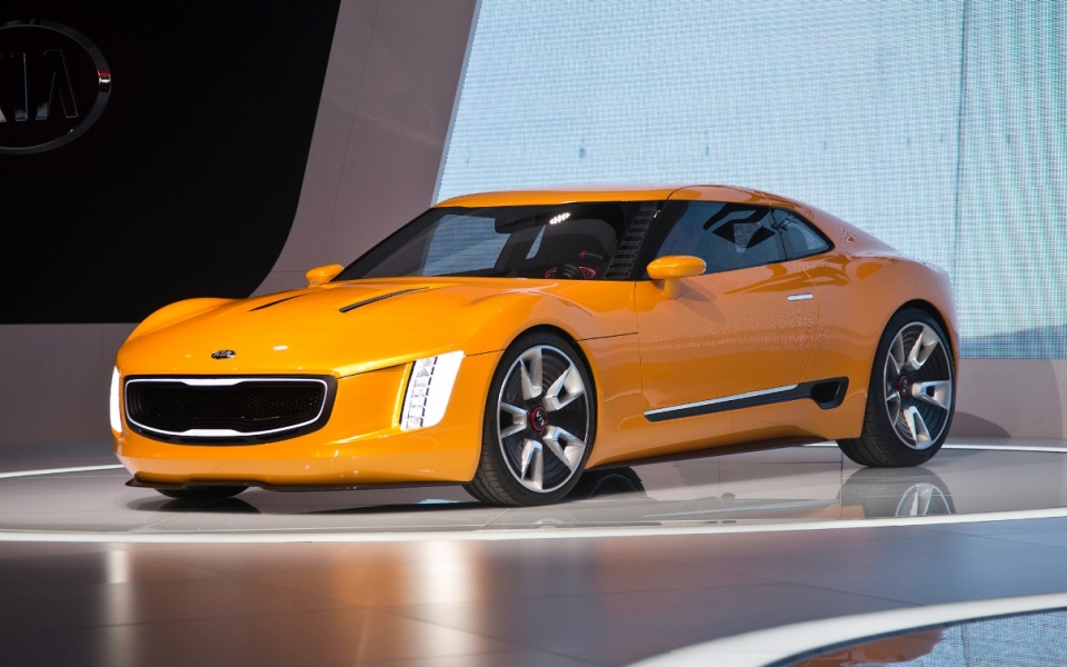 Спорткар Kia GT4 Stinger идет в серию