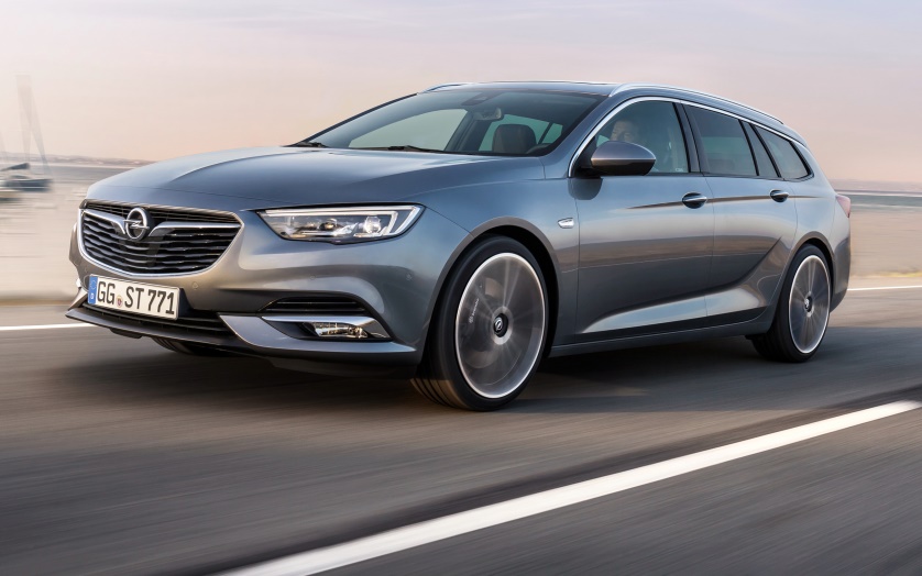Opel Insignia Sports Tourer теперь в кузове универсал Opel Insignia Sports Tourer теперь в кузове универсал