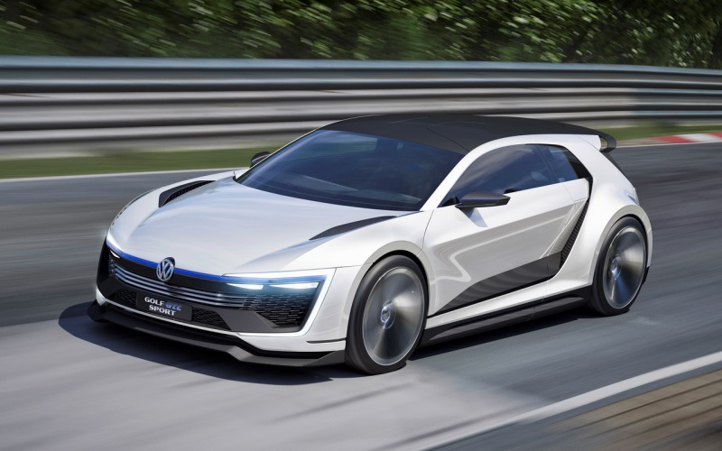 Версия Volkswagen Golf GTE Sport с тремя двигателями Версия Volkswagen Golf GTE Sport с тремя двигателями