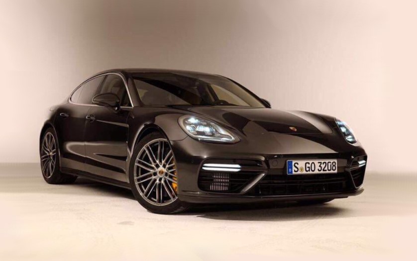   Porsche Panamera Turbo