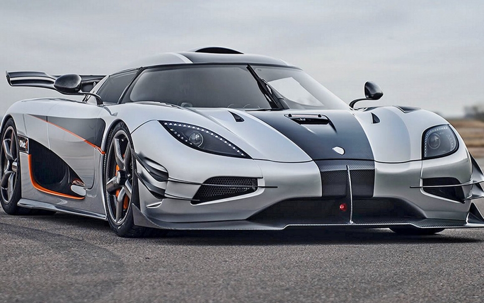 Koenigsegg утер носы всем суперкарам Koenigsegg утер носы всем суперкарам