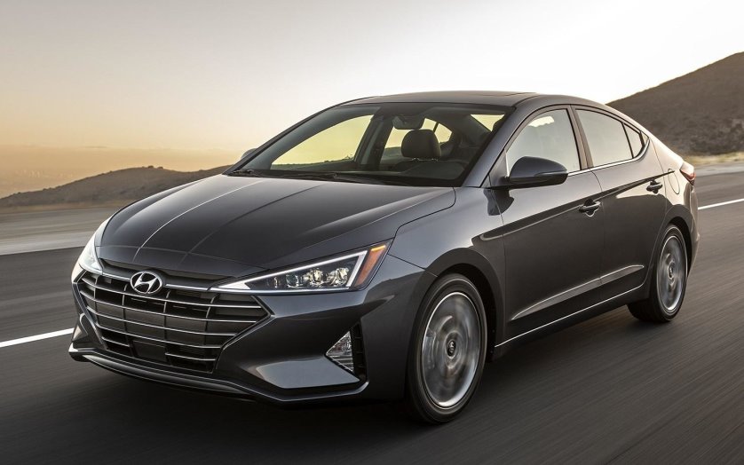 Обновился дизайн Hyundai Elantra Обновился дизайн Hyundai Elantra