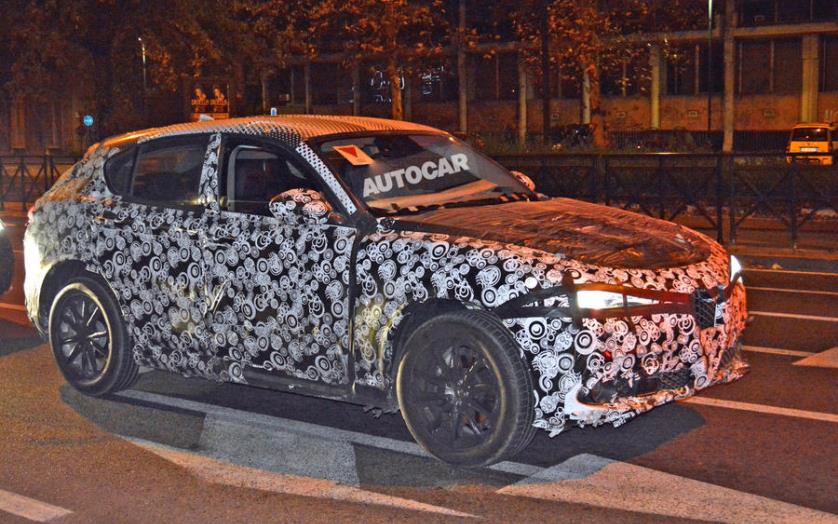 Alfa Romeo Stelvio под объективами папарацци Alfa Romeo Stelvio под объективами папарацци