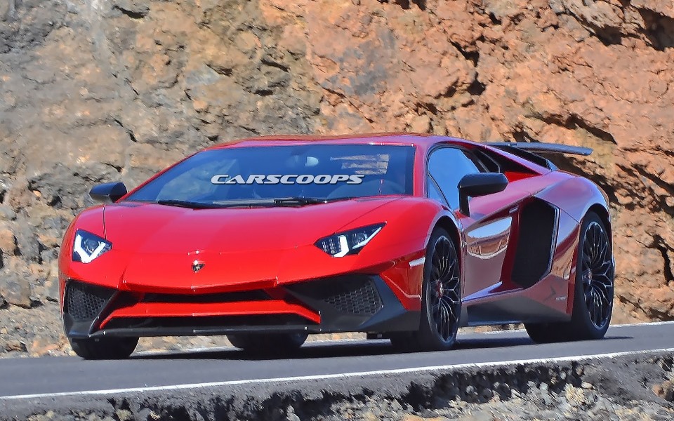 Lamborghini Aventador SV под прицелом