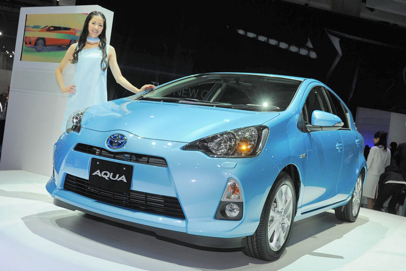 Стартовали продажи нового гибрида Toyota Aqua