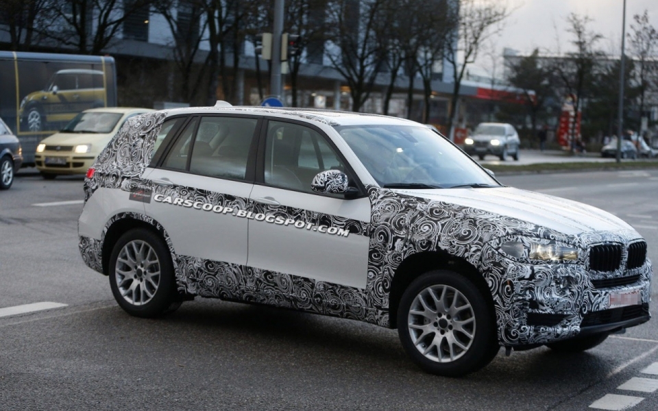 Шпионские снимки BMW X5 нового поколения