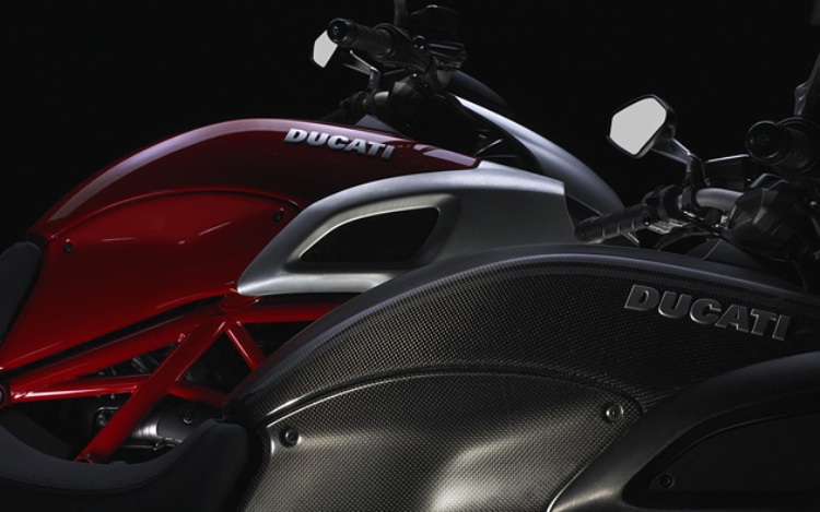 Настоящий Diavel от Ducati