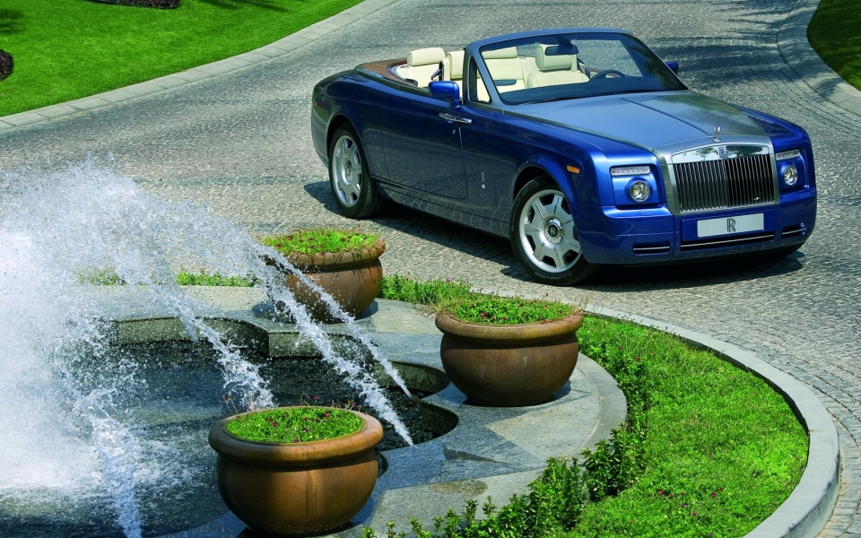 Rolls-Royce сотрудничает с престижными ювелирными фирмами