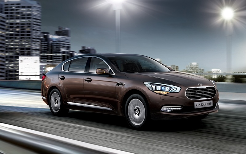 Обновился седан представительского класса от Kia Обновился седан представительского класса от Kia