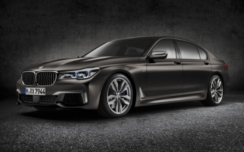 Самая мощная модификация BMW 7-й серии