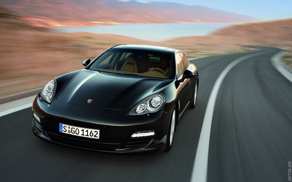 «Зеленый свет» для купе Porsche Panamera