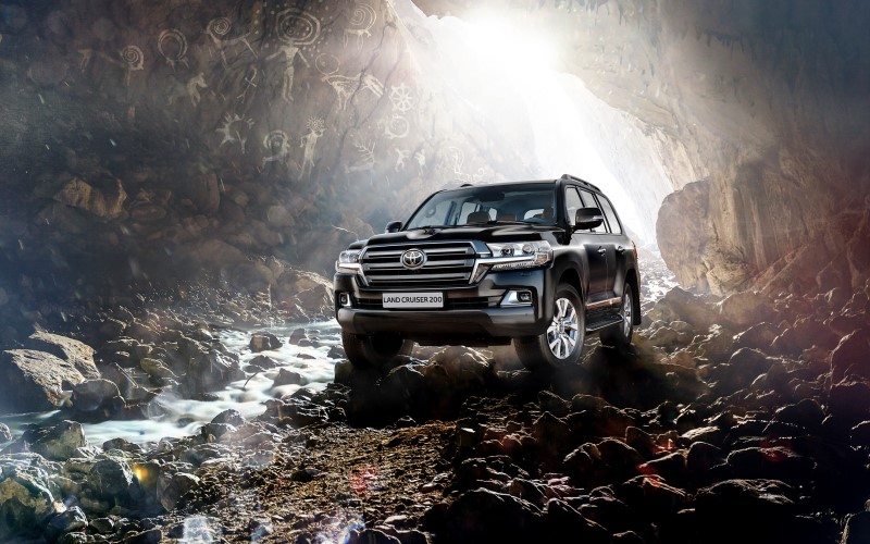 Известны цены на обновленный Land Cruiser 200 Известны цены на обновленный Land Cruiser 200