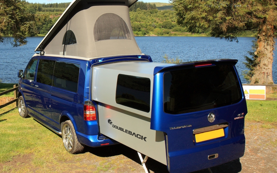 VW Transporter T5 стал еще вместительней VW Transporter T5 стал еще вместительней