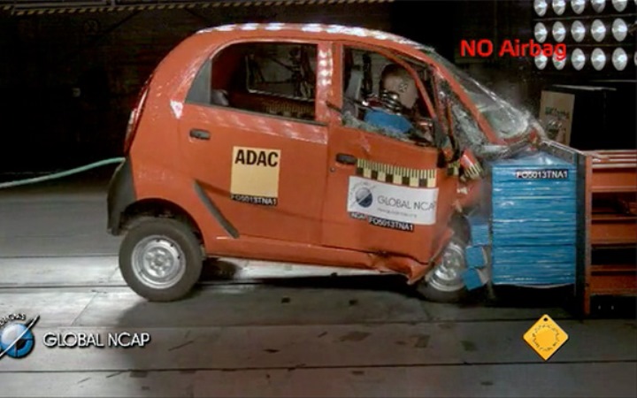 Tata Nano прошла краш-тест Tata Nano прошла краш-тест
