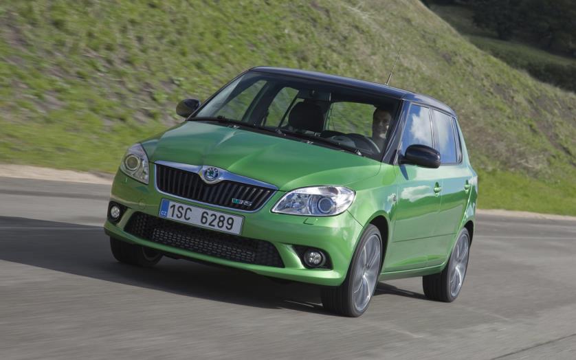 Гибрид с логотипом Skoda Гибрид с логотипом Skoda