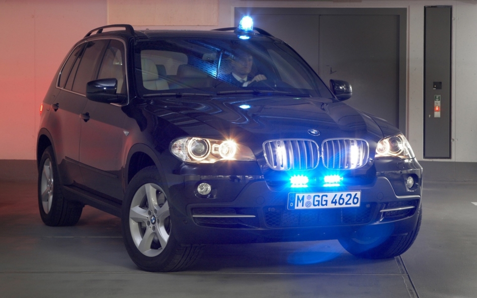 Бронированные автомобили от BMW