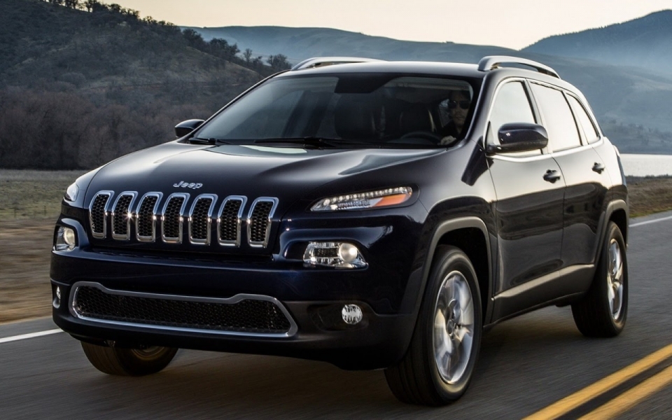 Новое поколение Jeep Cherokee уже в продаже
