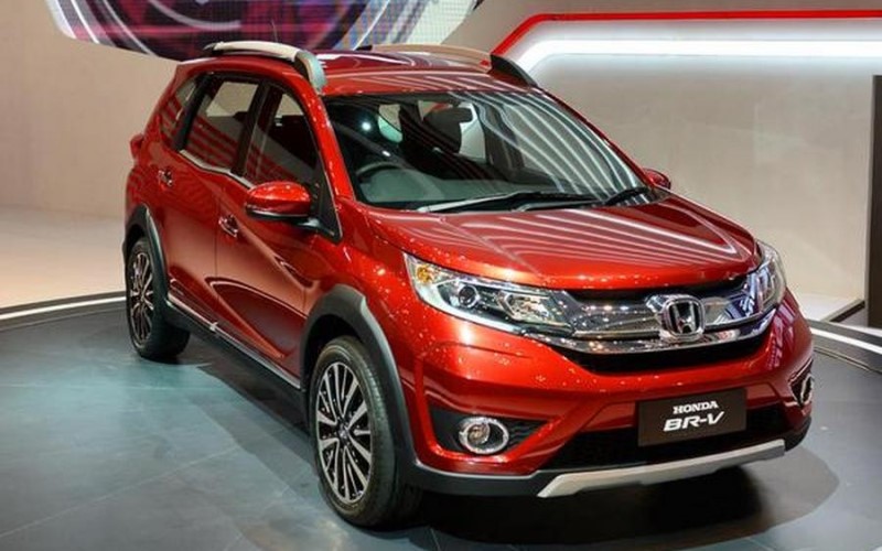 Кроссовер BR-V – новинка от Honda
