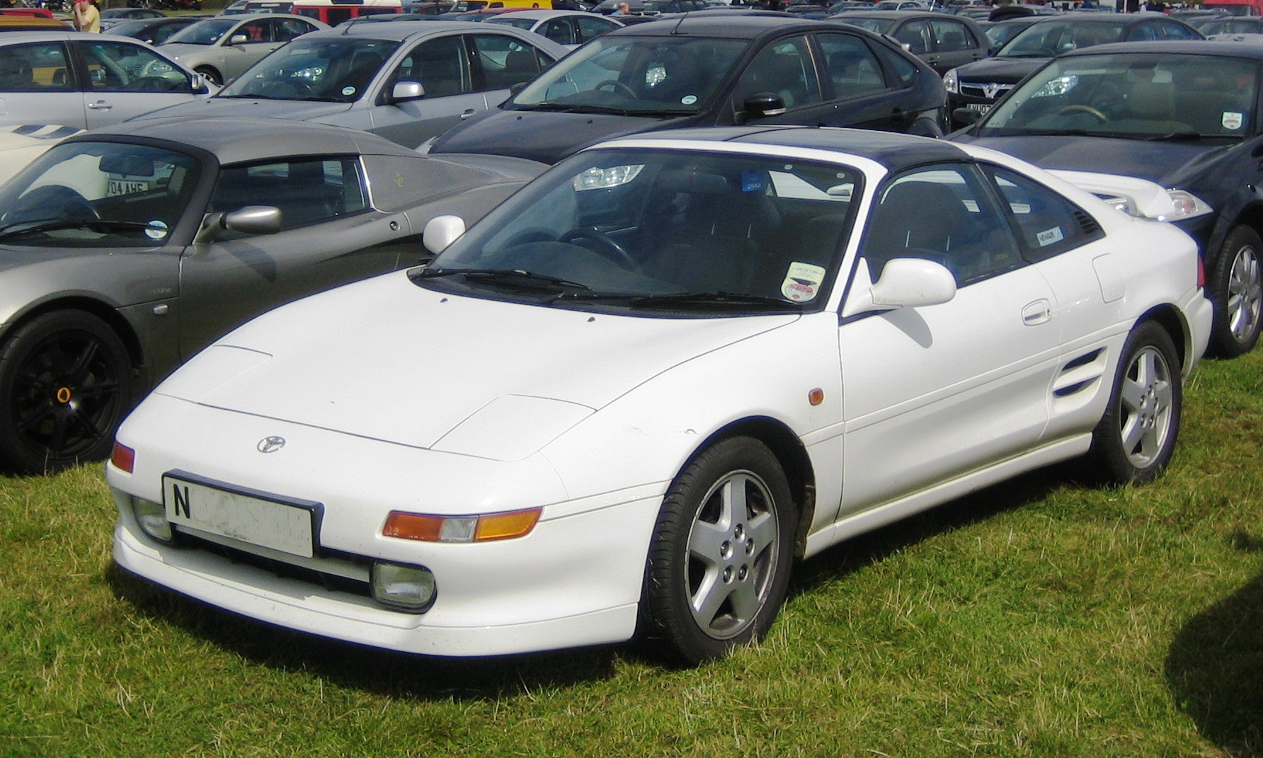 Toyota Mr II 1