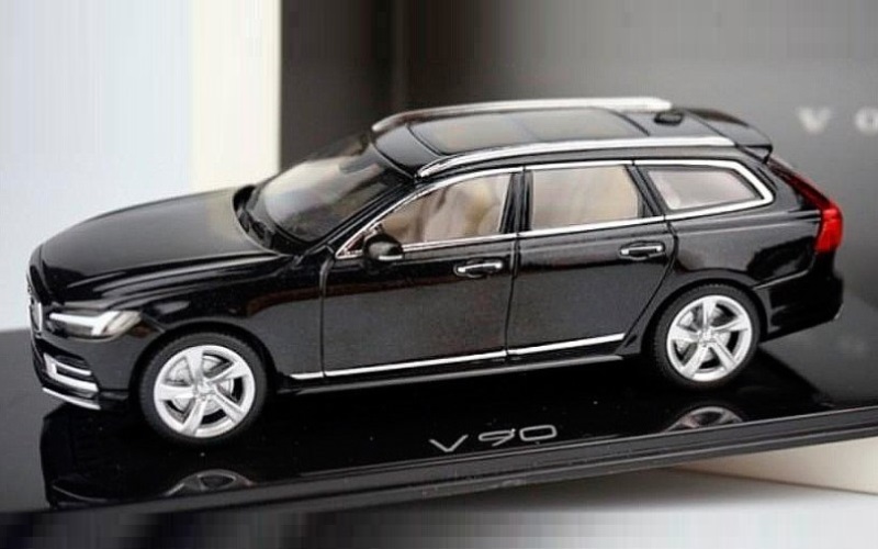 Volvo V90 в миниатюре