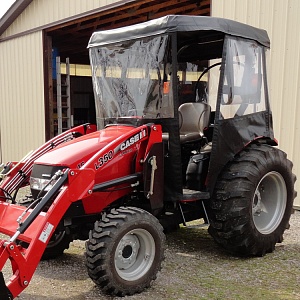   CASE I.H. () D35 Compact Tractor