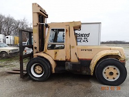   HYSTER FORK LIFT H-225 W