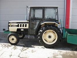   LAMBORGHINI TRACTOR R483