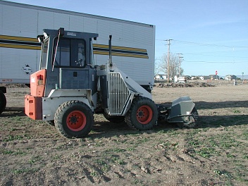   BOBCAT () 2410