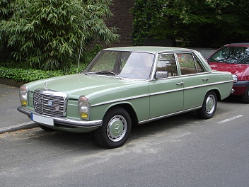   MERCEDES () 200