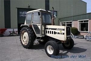   LAMBORGHINI TRACTOR R754