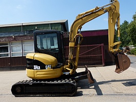   Caterpillar () 304CR Excavator