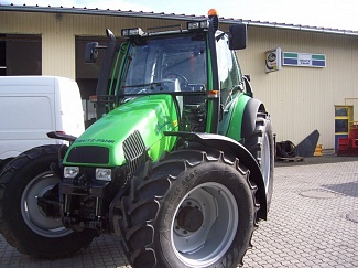   DEUTZ-FAHR (-) Agrotron 6.15