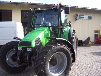   DEUTZ-FAHR () Agrotron 6.15