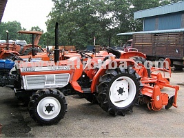   Kubota () L2402