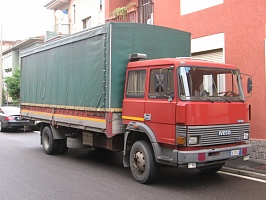   Iveco () 145